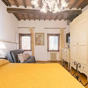 Vicolo Curtatone 30 , Foiano Della Chiana Italia