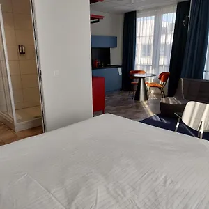 Roxi The Urban Brussels ホテル